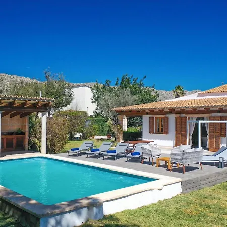 Relax Just Outside Recently Renovated By Renthousing Holiday home *