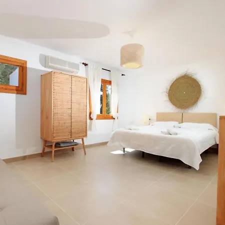 Relax Just Outside Recently Renovated By Renthousing Holiday home Pollenca