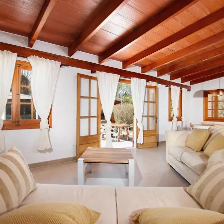 Relax Just Outside Recently Renovated By Renthousing Pollenca