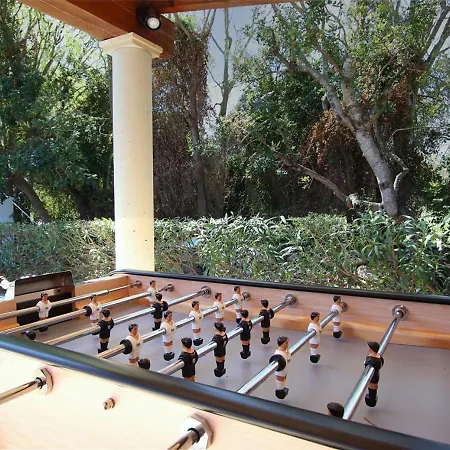 Relax Just Outside Recently Renovated By Renthousing Holiday home